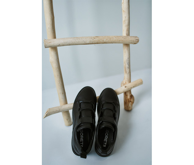Кеды чёрные оригинальная шнуровка чёрная подошва